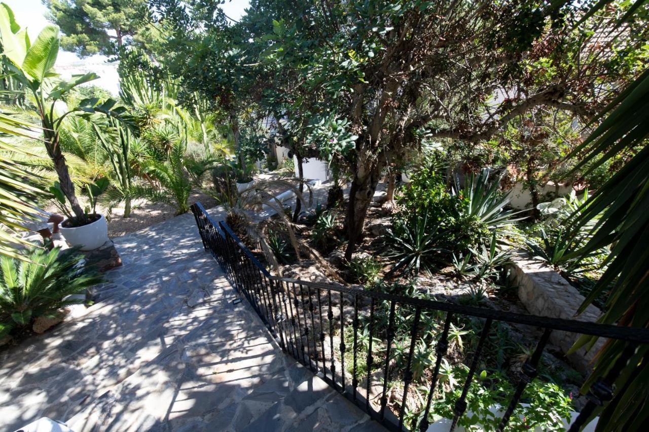 Buenavista & Suites Santa Eularia des Riu Exteriör bild