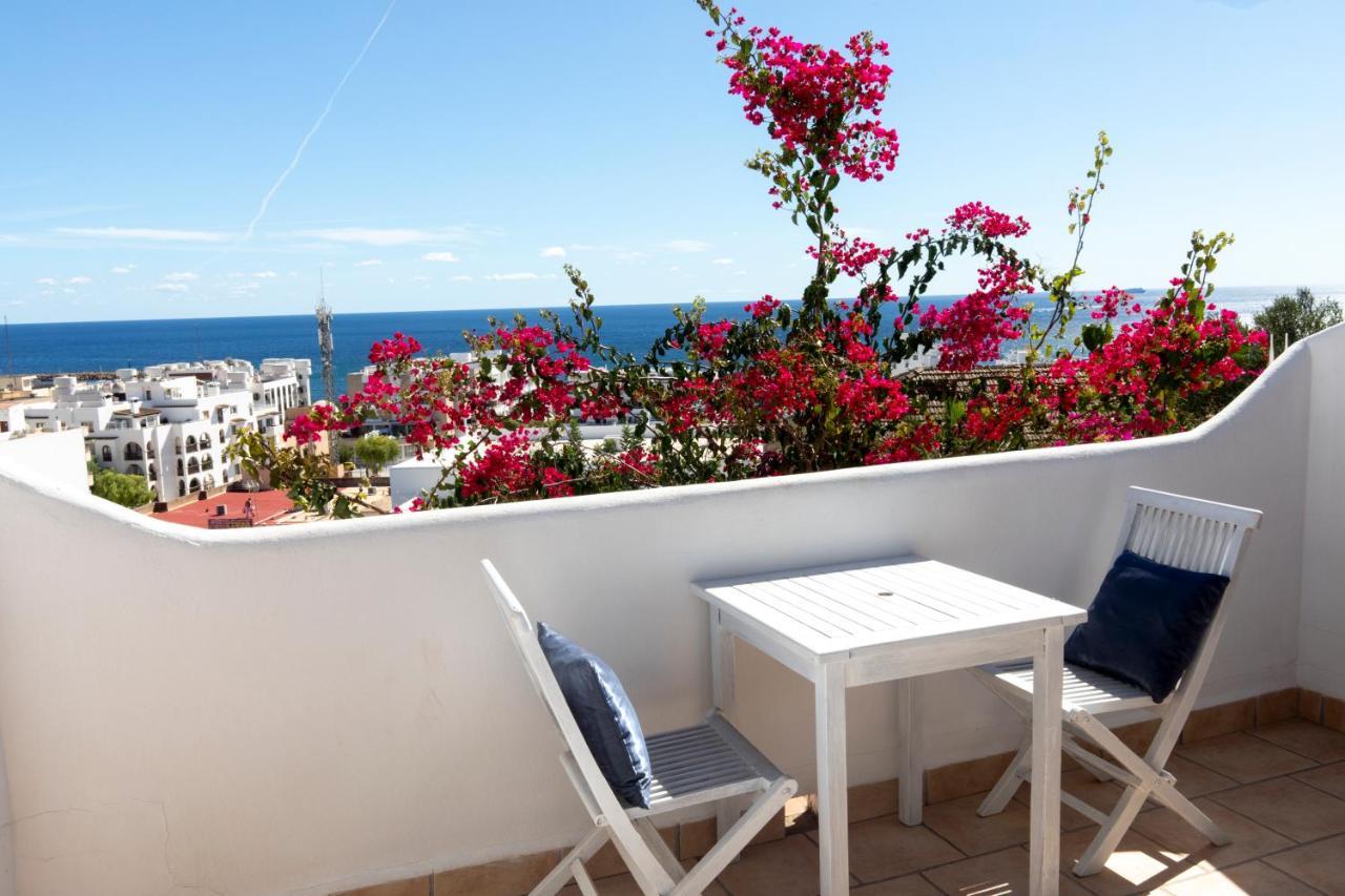 Buenavista & Suites Santa Eularia des Riu Exteriör bild
