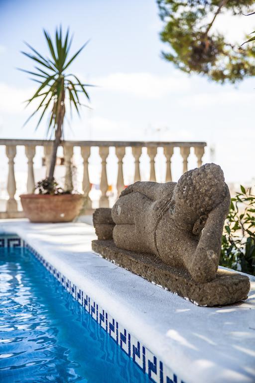 Buenavista & Suites Santa Eularia des Riu Exteriör bild