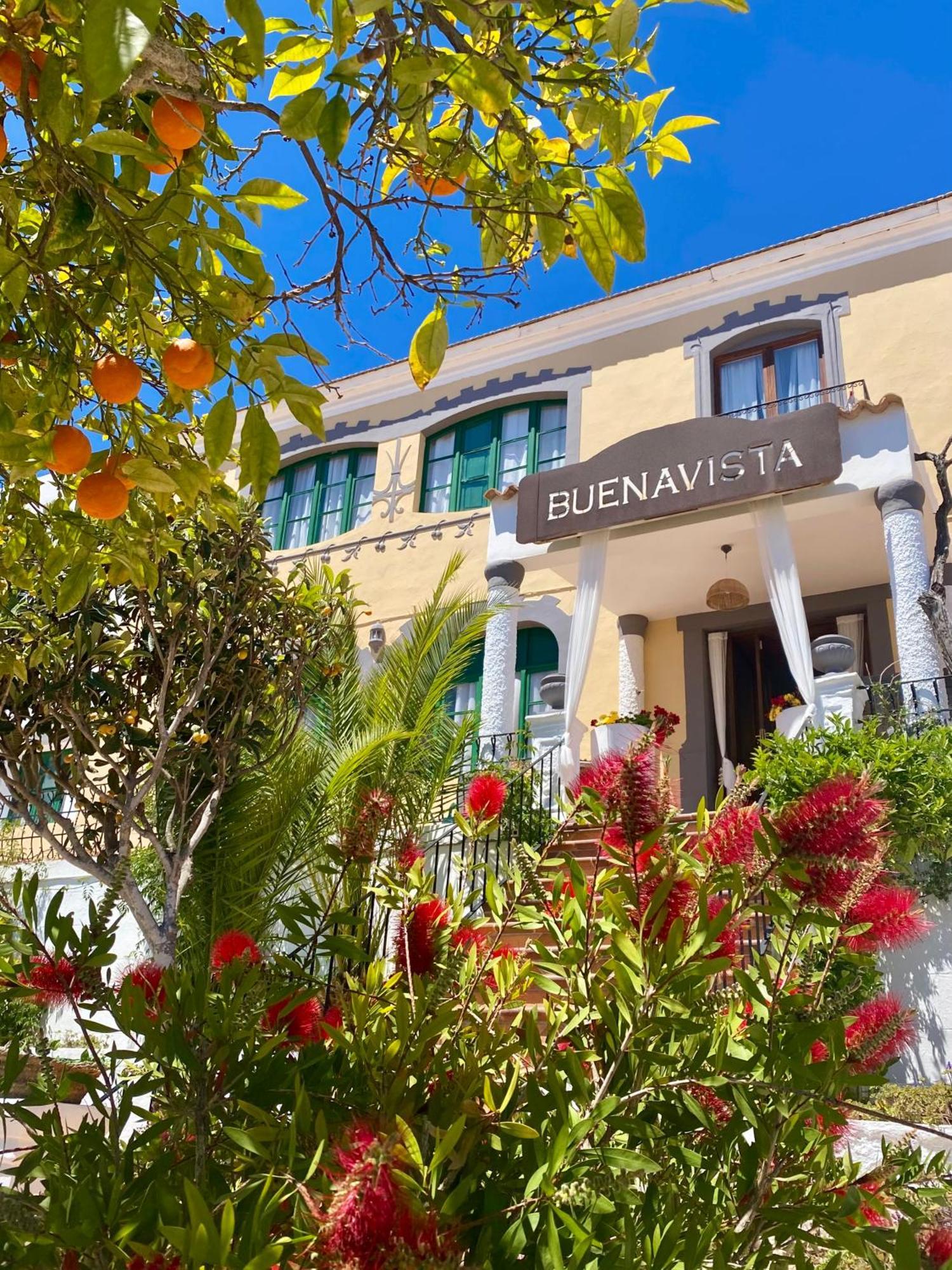 Buenavista & Suites Santa Eularia des Riu Exteriör bild
